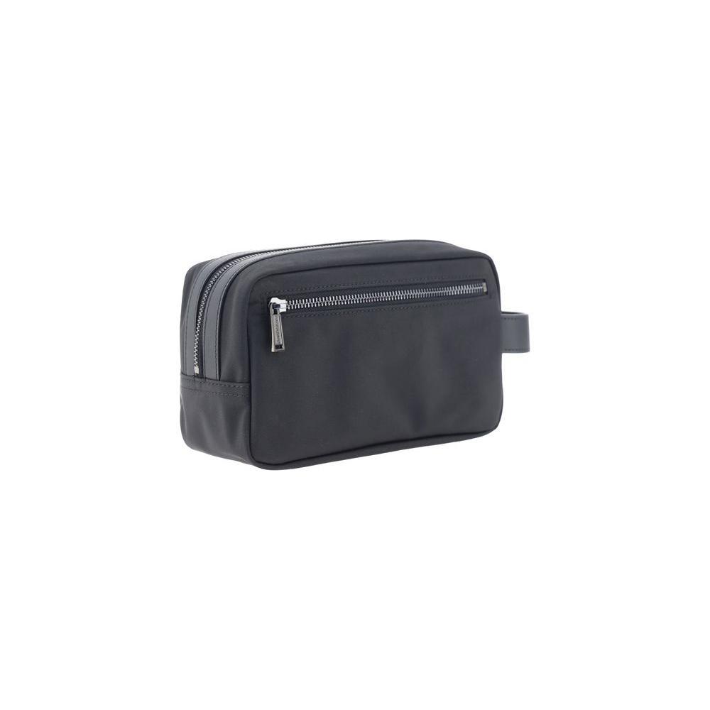 Front view with bag zipped and handles upright.