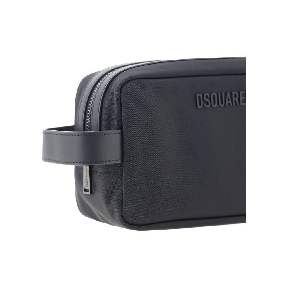 Front view with bag zipped and handles upright.