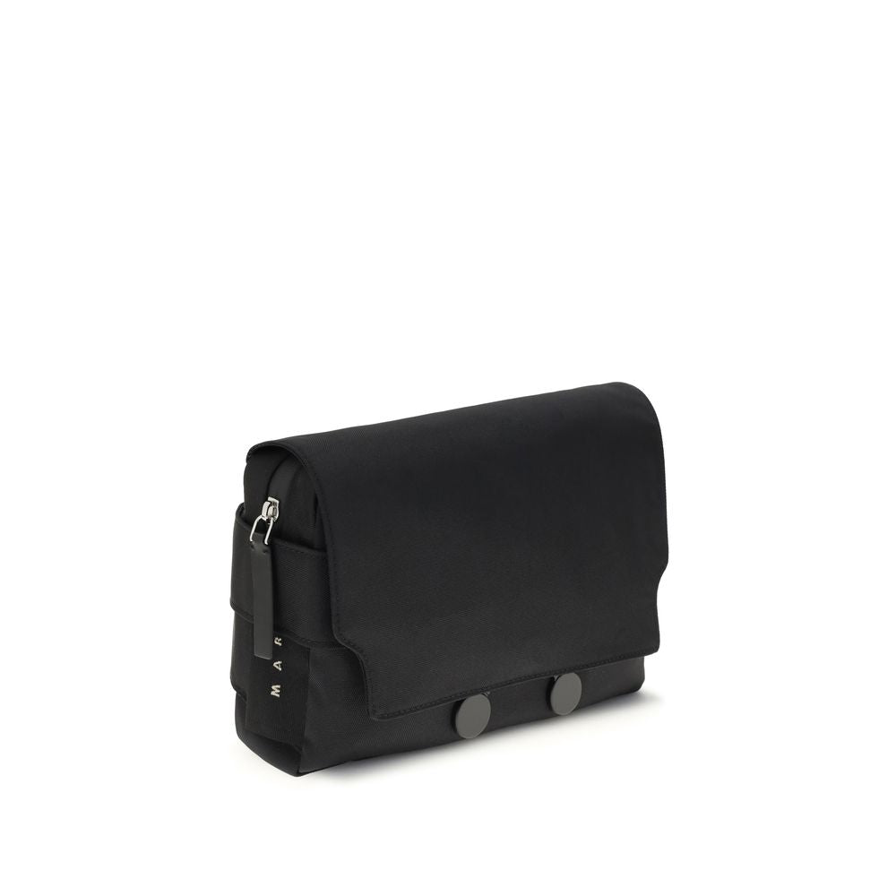 Front view with bag zipped and handles upright.